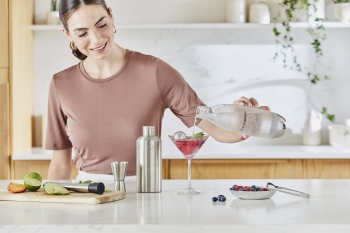 SodaStream_Cocktail-prep_1